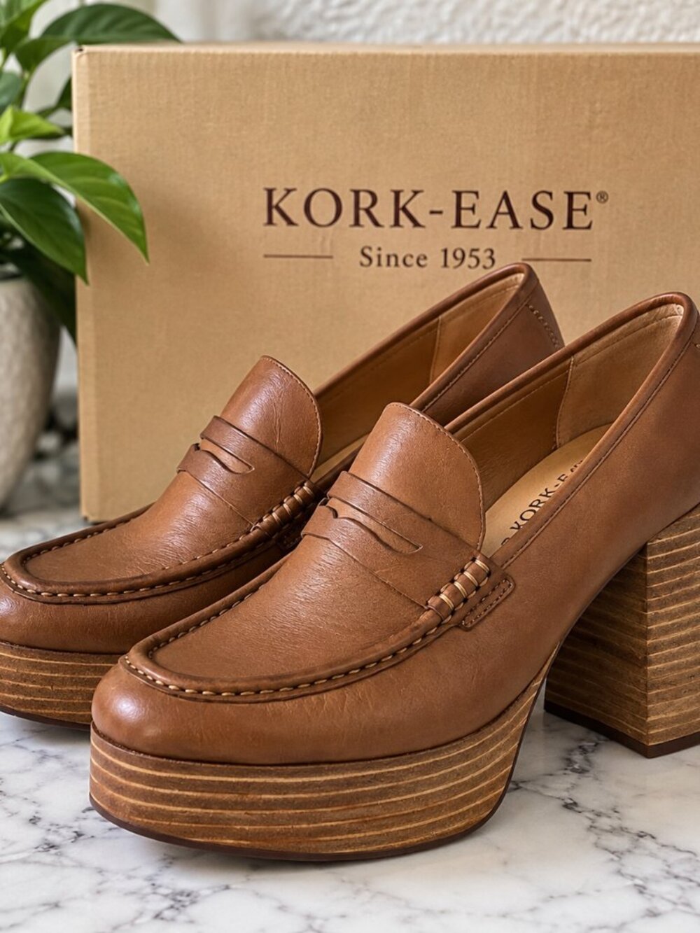 Kork-Ease Barbara Brown Leather Platform Penny Loafer Heels 9.5 NIB